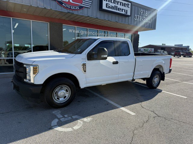 Used 2018 Ford F250 XL w/ Power Equipment Group RWD image 1