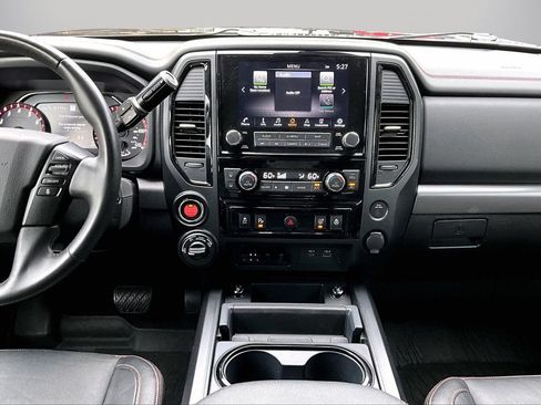 Used 2023 Nissan Titan PRO-4X w/ Pro-4x Convenience Package AWD/4WD image 12