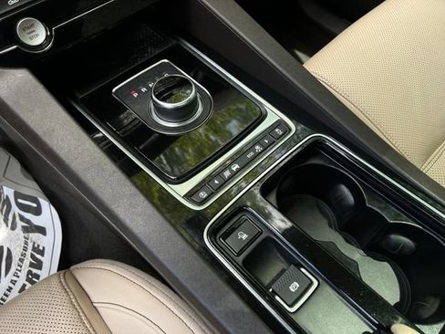 Used 2018 Jaguar F-PACE Prestige AWD/4WD image 38