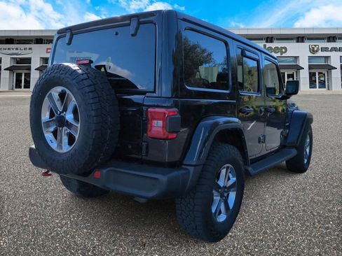 Used 2021 Jeep Wrangler Unlimited Sahara image 8