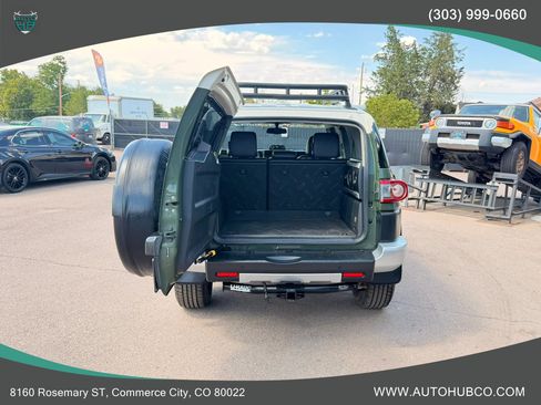 Used 2012 Toyota FJ Cruiser 4WD w/ Upgrade Pkg image 6
