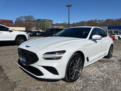 Used 2026 Genesis G70 2.5T image 1