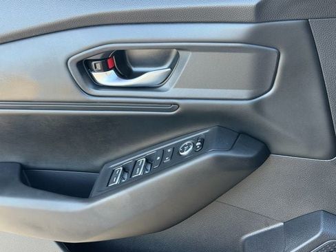 Used 2023 Honda Accord EX image 28