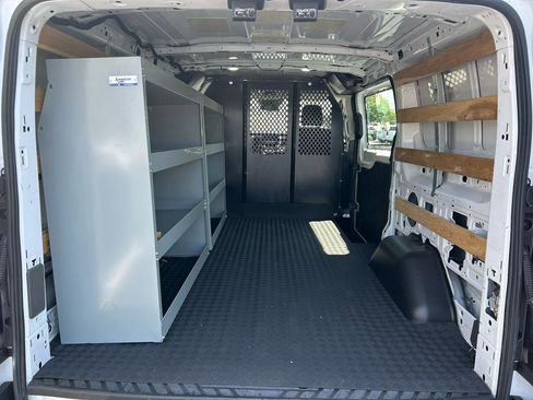 Used 2024 Ford Transit 250 Low Roof w/ Exterior Upgrade Package image 25