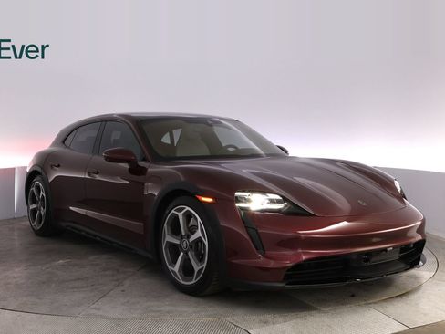 Used 2023 Porsche Taycan 4S AWD/4WD image 13