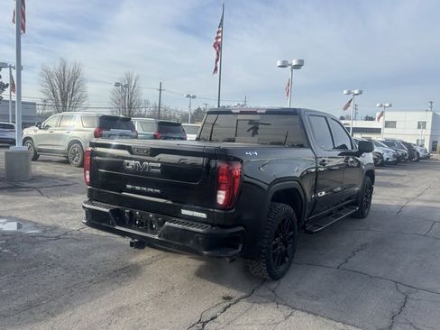 Used 2022 GMC Sierra 1500 Elevation w/ Elevation Premium Package image 5