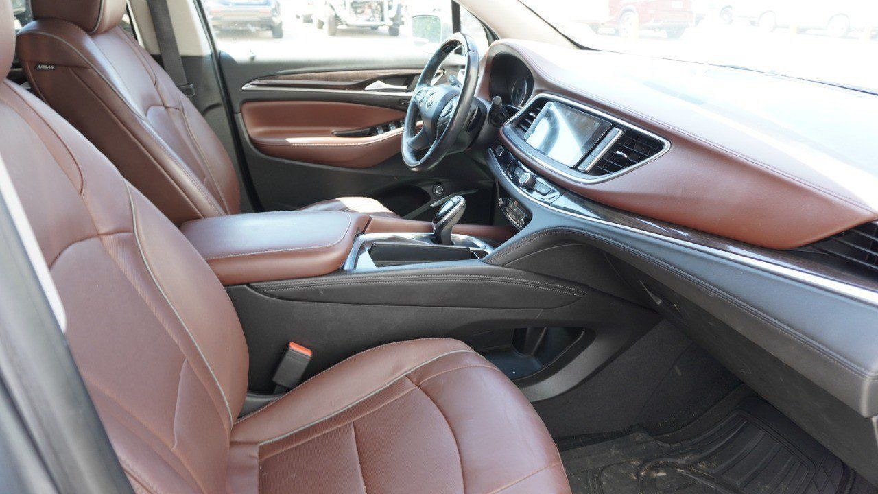 Used 2020 Buick Enclave Avenir w/ Trailering Package, 5000 lbs. FWD image 10