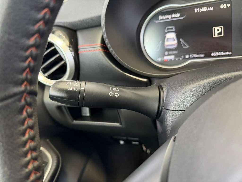 Used 2024 Nissan Versa SR FWD image 32