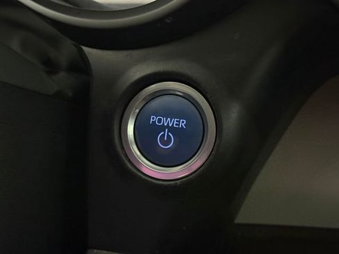 Used 2021 Toyota Sienna LE FWD image 15