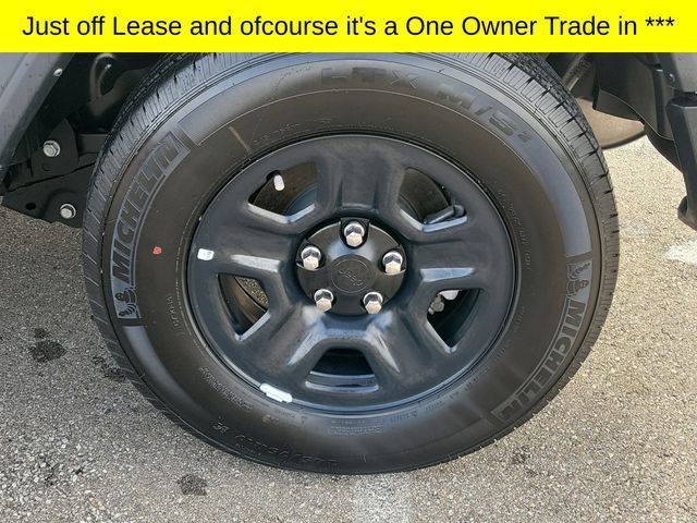 Used 2023 Jeep Wrangler Unlimited Sport AWD/4WD image 7