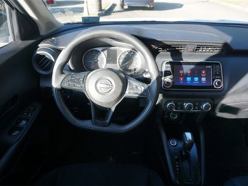 Used 2023 Nissan Kicks S image 6