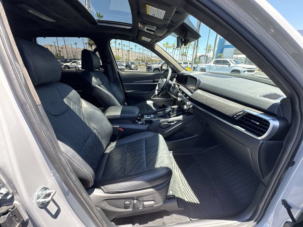Used 2025 Kia Telluride SX Prestige X-Pro AWD/4WD image 30