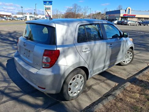 Used 2010 Scion xD image 4