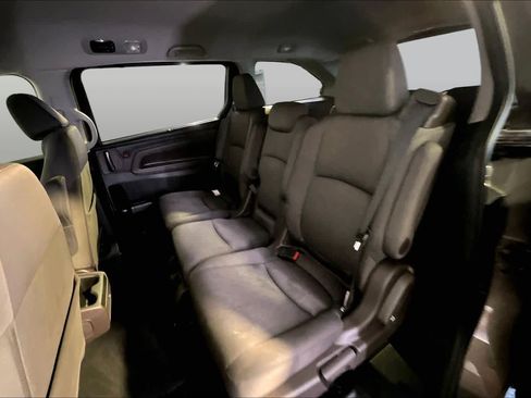 Used 2018 Honda Odyssey EX image 21