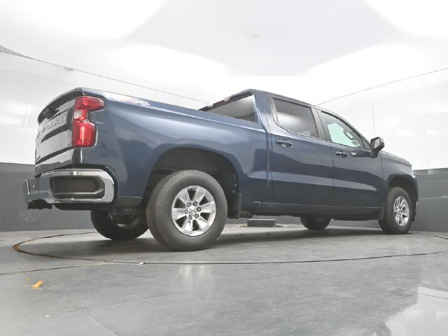 Used 2021 Chevrolet Silverado 1500 LT AWD/4WD image 37