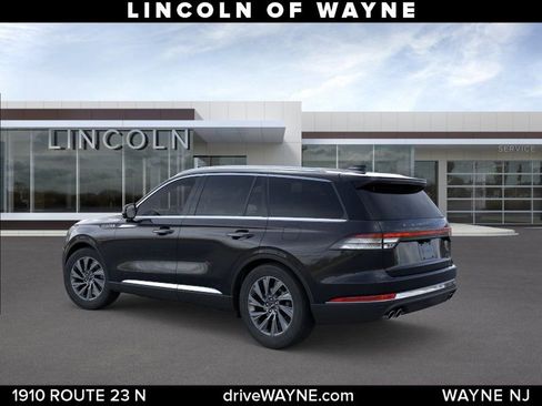 New 2026 Lincoln Aviator AWD image 5