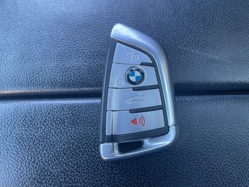 Used 2019 BMW X5 xDrive40i w/ Premium Package 2 image 28