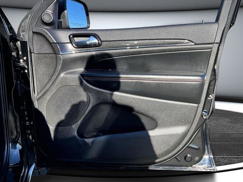 Used 2020 Jeep Grand Cherokee Trailhawk w/ Premium Lighting Group image 27