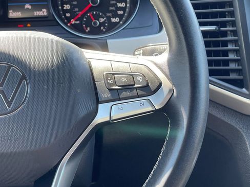 Used 2021 Volkswagen Atlas Cross Sport SE image 29