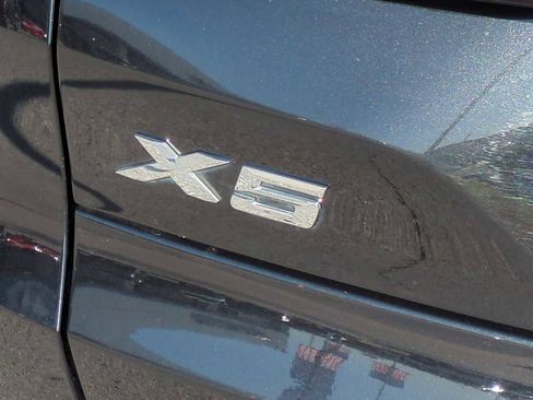 Used 2022 BMW X5 xDrive40i w/ Executive Package image 33