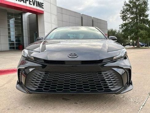 New 2026 Toyota Camry SE FWD image 3