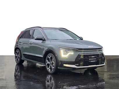 Used 2023 Kia Niro SX Touring