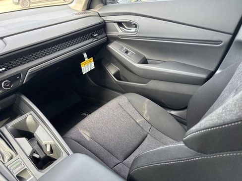 New 2025 Honda Accord SE image 13