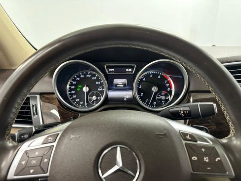 Used 2015 Mercedes-Benz ML 350 4MATIC image 44