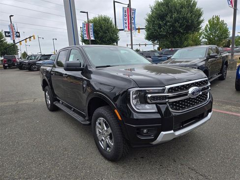 New 2025 Ford Ranger XLT w/ Chrome Accent Package image 3