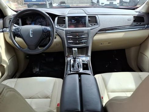 Used 2013 Lincoln MKS AWD image 15