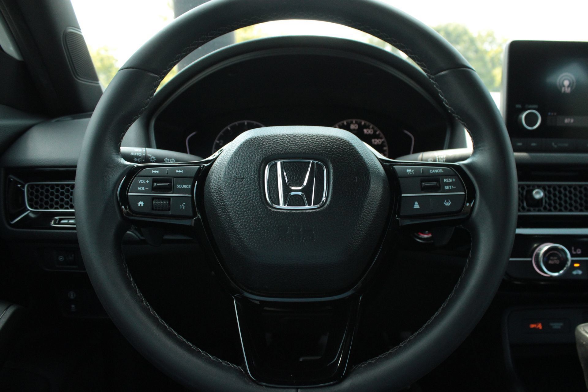 Used 2023 Honda Civic Sport image 29