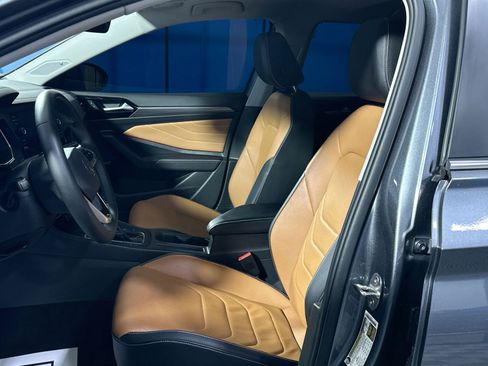 Used 2024 Volkswagen Jetta SEL image 13