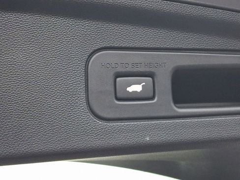 Certified 2024 Acura MDX SH-AWD w/ Technology Package image 32
