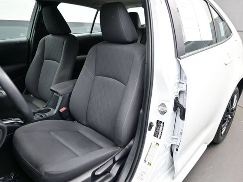 Used 2023 Toyota Corolla LE FWD image 11