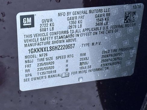 Used 2017 GMC Acadia Denali w/ Technology Package image 22