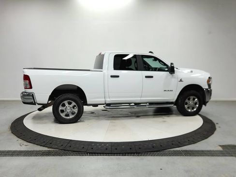 Used 2024 RAM 2500 Big Horn AWD/4WD image 9
