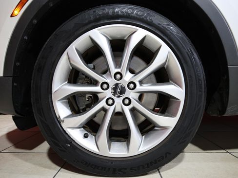 Used 2016 Lincoln MKC Select FWD image 7