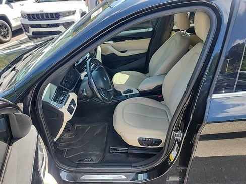 Used 2017 BMW X1 xDrive28i AWD/4WD image 10