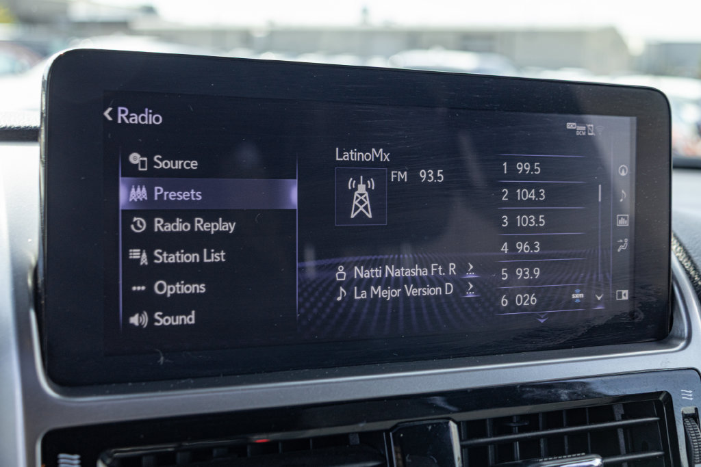Used 2023 Lexus GX 460 Premium w/ Premium Package AWD/4WD image 17