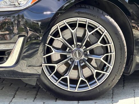 Used 2017 Genesis G90 5.0 Ultimate AWD/4WD image 3