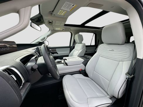 New 2026 Ford Expedition Max Platinum AWD/4WD image 15
