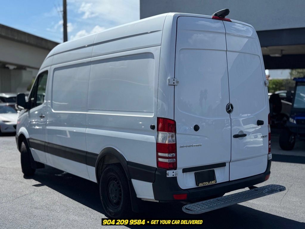 Used 2017 Mercedes-Benz Sprinter 2500 image 6