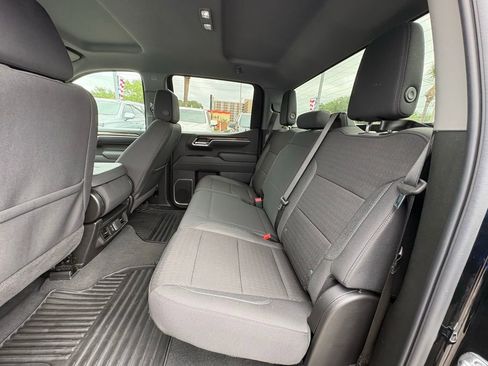 Used 2026 Chevrolet Silverado 1500 LT AWD/4WD image 14
