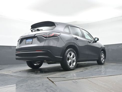 Used 2023 Honda HR-V LX image 25