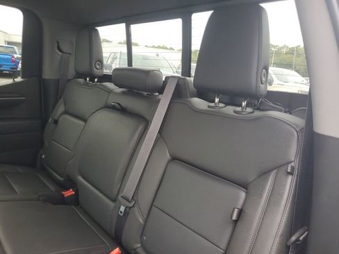 Certified 2022 GMC Sierra 1500 SLT w/ SLT Premium Plus Package image 8