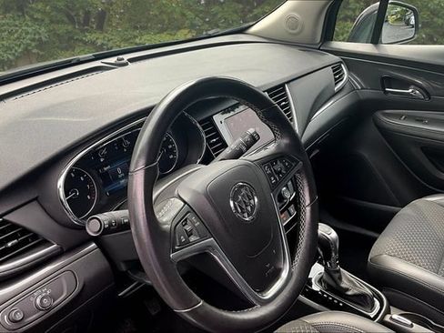 Used 2022 Buick Encore Preferred w/ Safety Package AWD/4WD image 15