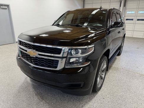 Used 2020 Chevrolet Tahoe LT w/ Max Trailering Package AWD/4WD image 2