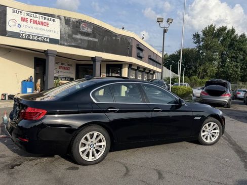 Used 2016 BMW 528i xDrive Sedan AWD/4WD image 9