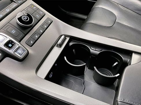 Certified 2022 Hyundai Palisade Calligraphy image 14