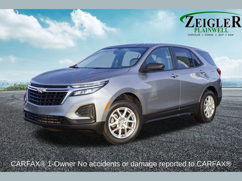 Used 2023 Chevrolet Equinox LS image 1